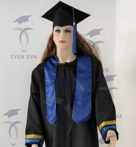 Toge universitaire لباس التخرج